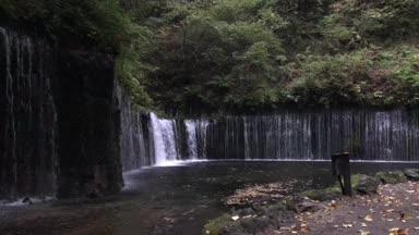 長野県　軽井沢　白糸の滝