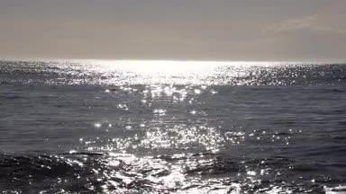 キラキラ光る太平洋の海